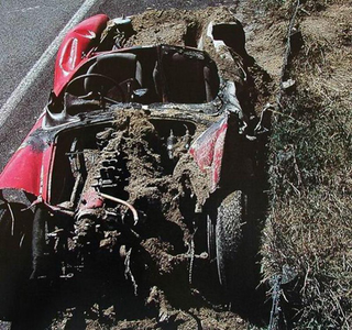 Illustration for article titled 1957 Ferrari 250 Testa Rossa prototype becomes most expensive car ever at $16.39 million